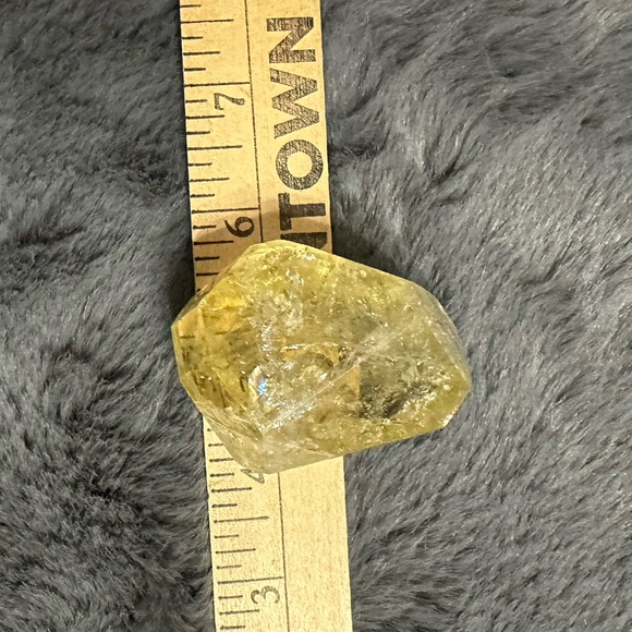 Natural gemstone crystal Citrine with natural rainbows. - Picture 4 of 7